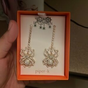 PIPER•K Halloween spider earrings